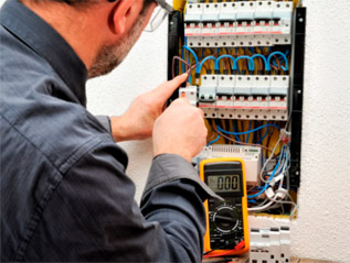 Instalación de infraestructura para redes eléctricas